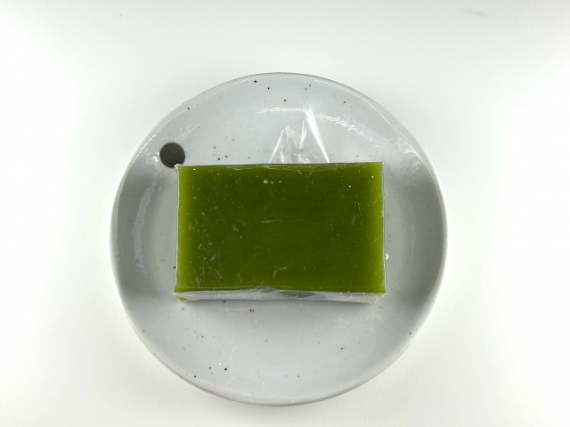 抹茶ういろう１４０円（税込１５１．２円）